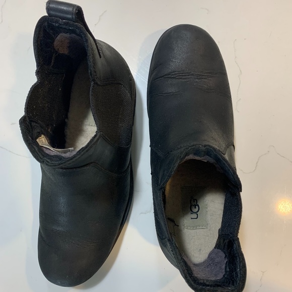 UGG Bonham Boot - Picture 3 of 3